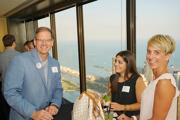 AroundChicagoSignatureRoom-B11