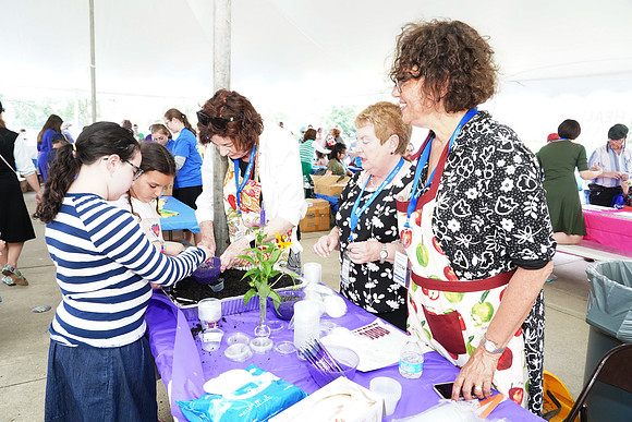 Refuah311HealthFair-B35