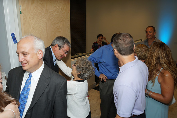 GiladFamilyAppreReception-A011