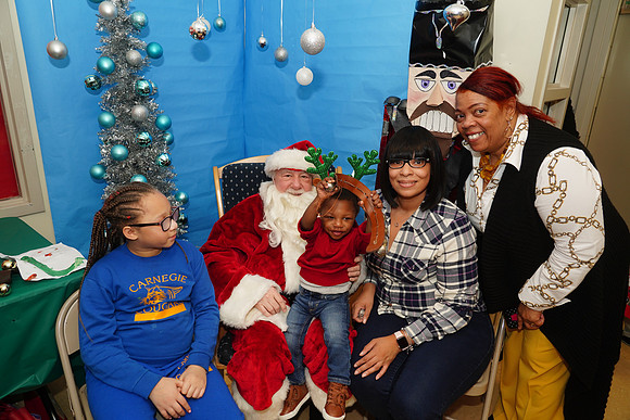 RotarySantaEasterSeals-A38