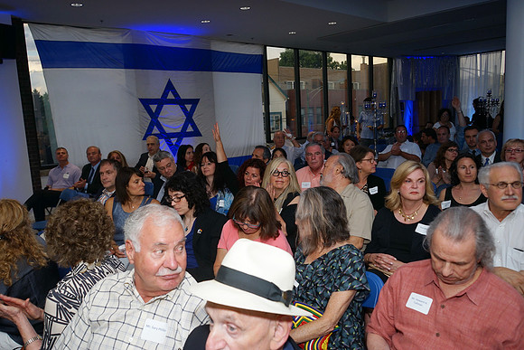 GiladFamilyAppreReception-A089