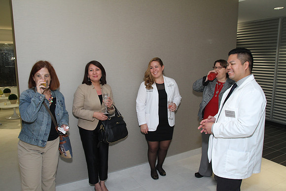WarrenBarrGrandOpening-B024