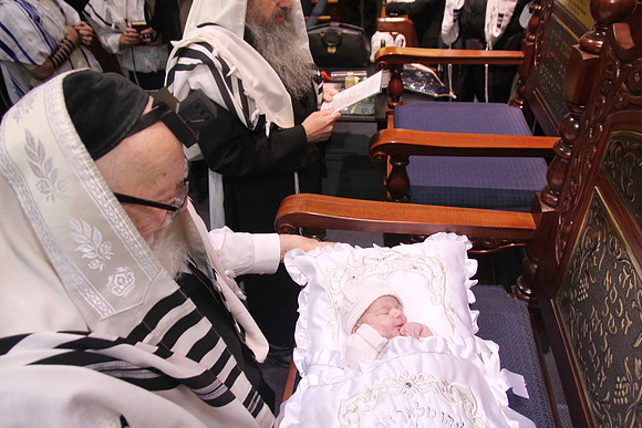 YitzchakBrit-B07