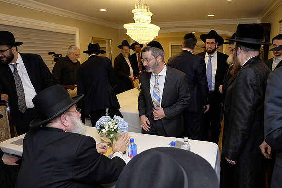 TorahUMesorahReception-B084
