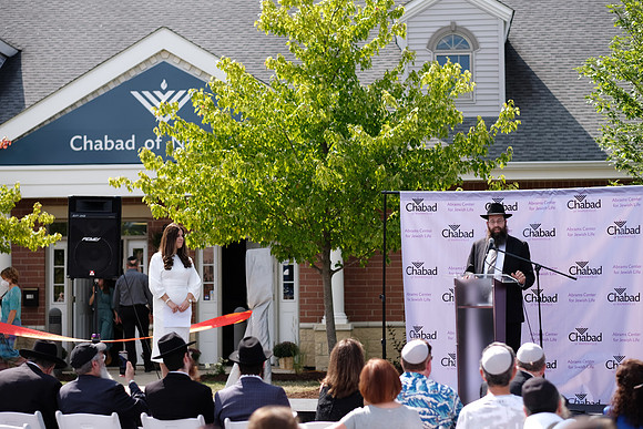 ChabadofNaperville-B083