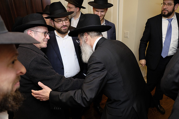 TorahUMesorahReception-B052