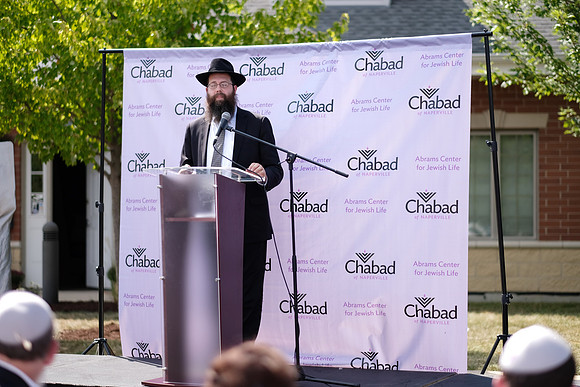 ChabadofNaperville-B081