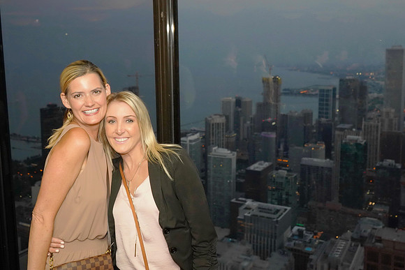 AroundChicagoSignatureRoom-B35