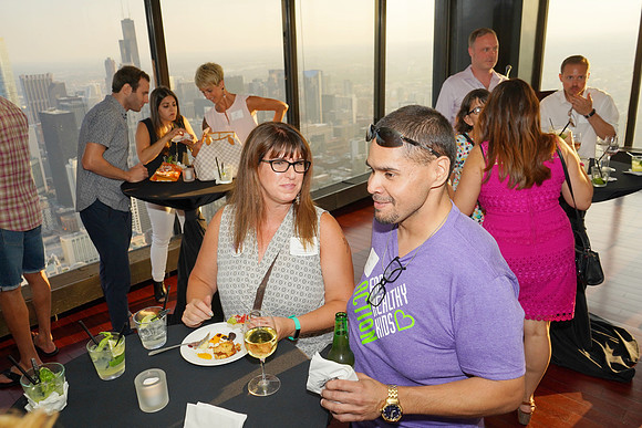 AroundChicagoSignatureRoom-B18