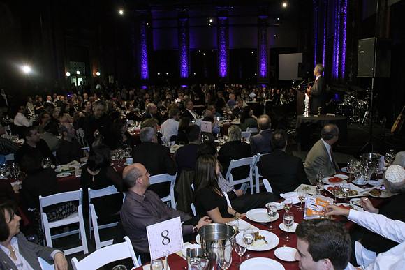 ChiDowntownSeder-B11