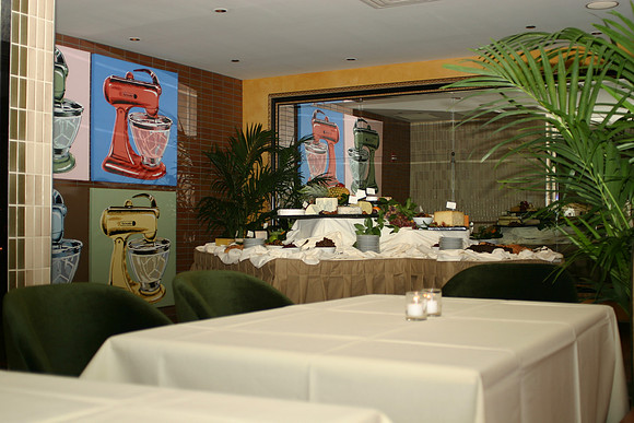 DINE-A08