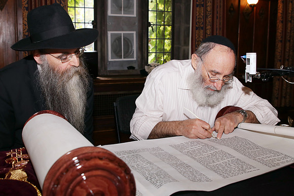 UofCTorah-A129