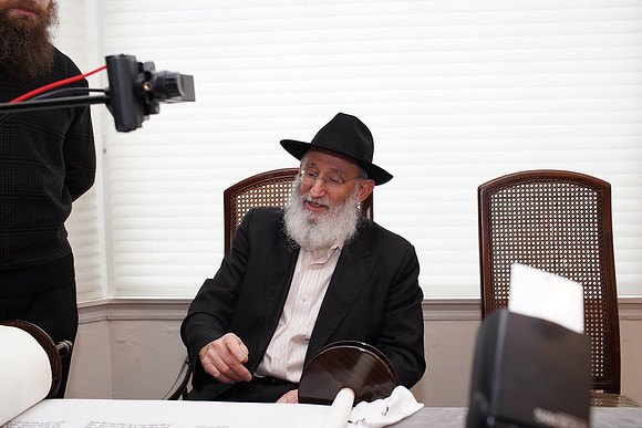 LubinTorah-B008