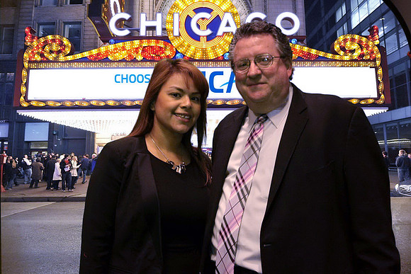 IMG_00134x6 - Chicago Theatre Marquee - ChooseChicago