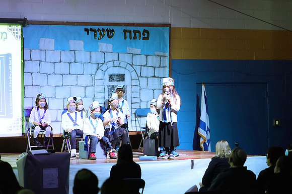 HT-Siddur-Class1B-07