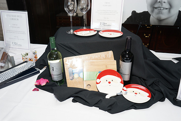 BearNecessitiesLuncheon-A14