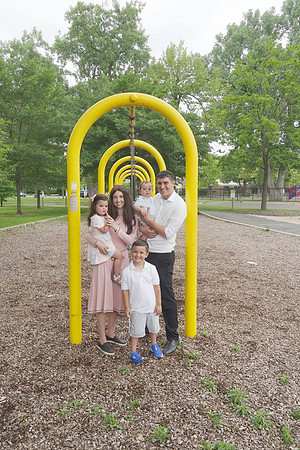 KahnFamilyPic-A31