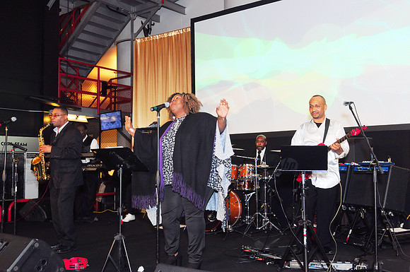 FayFinancialHParty-B066