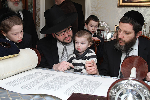 KnopfTorah-A025