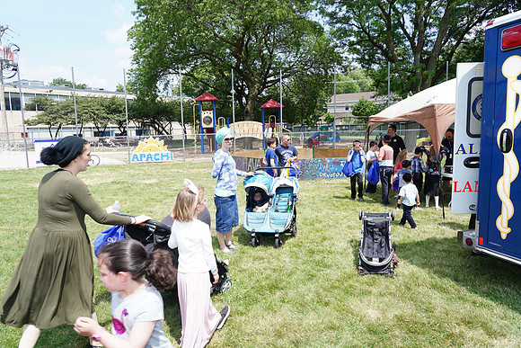 Refuah311HealthFair-B25