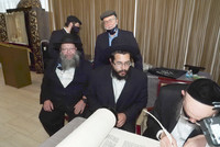 AaronGoldsmithTorah-A012