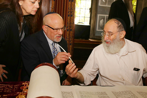 UofCTorah-A108
