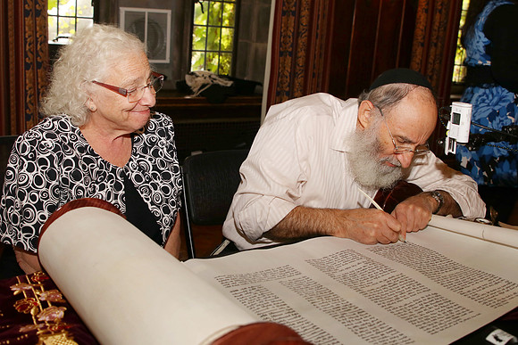 UofCTorah-A089