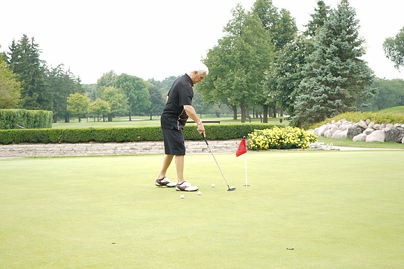 SolomonSchechterGolf-C02