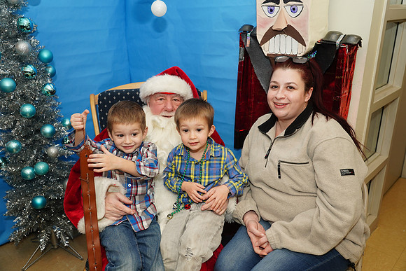 RotarySantaEasterSeals-A28