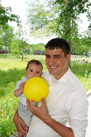 KahnFamilyPic-A88