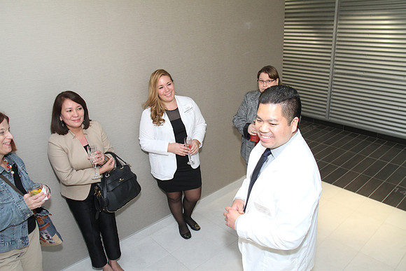 WarrenBarrGrandOpening-B023