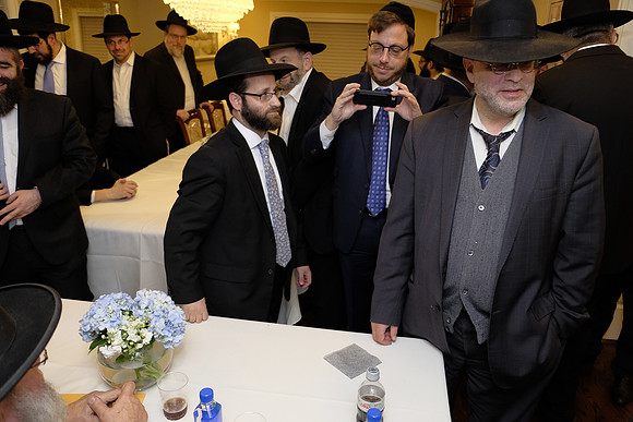 TorahUMesorahReception-B077