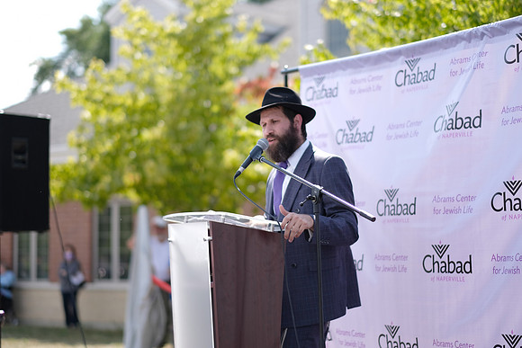ChabadofNaperville-B094