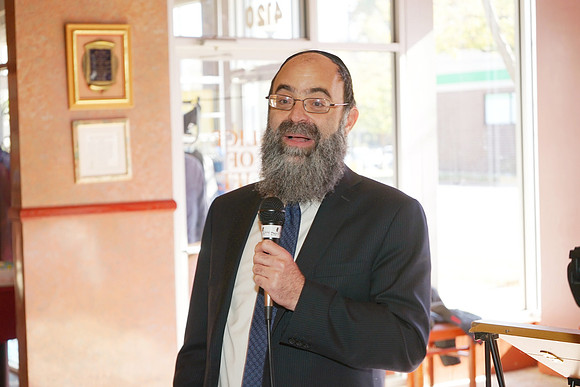 RossAbrams70thBdy-B085