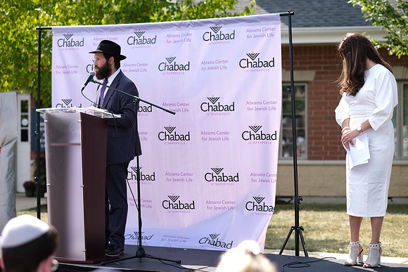 ChabadofNaperville-B088