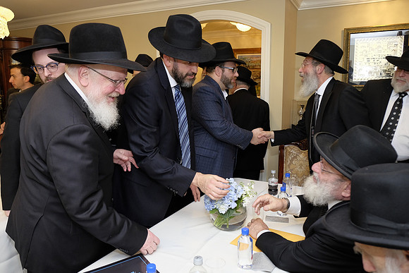 TorahUMesorahReception-B102