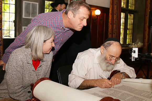 UofCTorah-A107