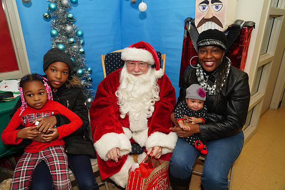 RotarySantaEasterSeals-A43