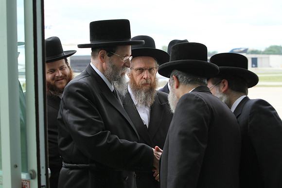 BoyanerRebbe-B64