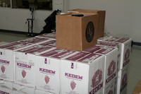 AgudahPesachFoodPantry-A12