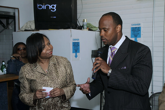 CBAMixNMingle2011-A08