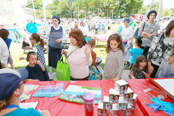 Refuah311HealthFair-C23