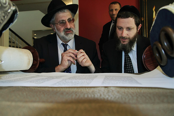 KhalChodorovTorah-A061