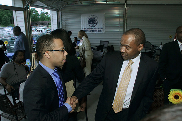 CBAMixNMingle2011-C19