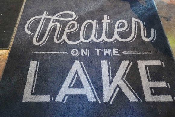 CChicagoShowcaseTheaterLake-A119