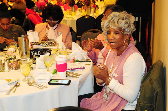 BreastCancerAwareness-B090