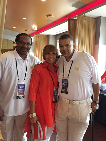 GuardsmenConvention-Selfies_K039