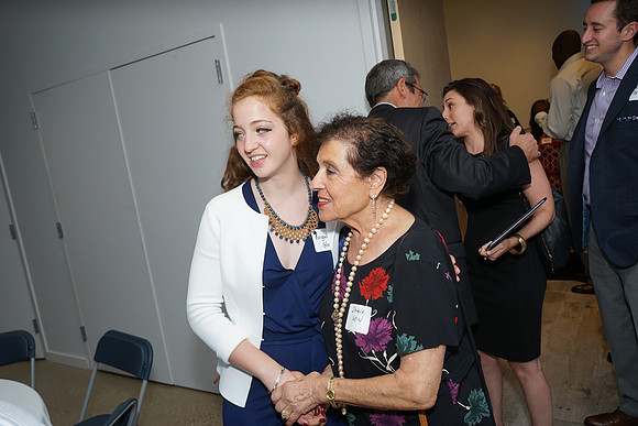 GiladFamilyAppreReception-A014