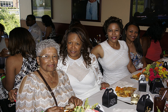DonnaLeak50thBDay-B027