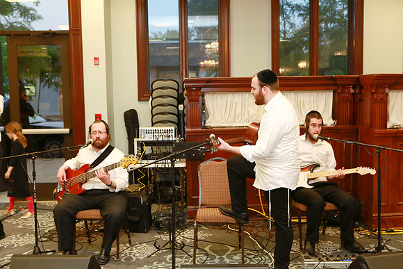 YeshivaDerechHatorah-B12